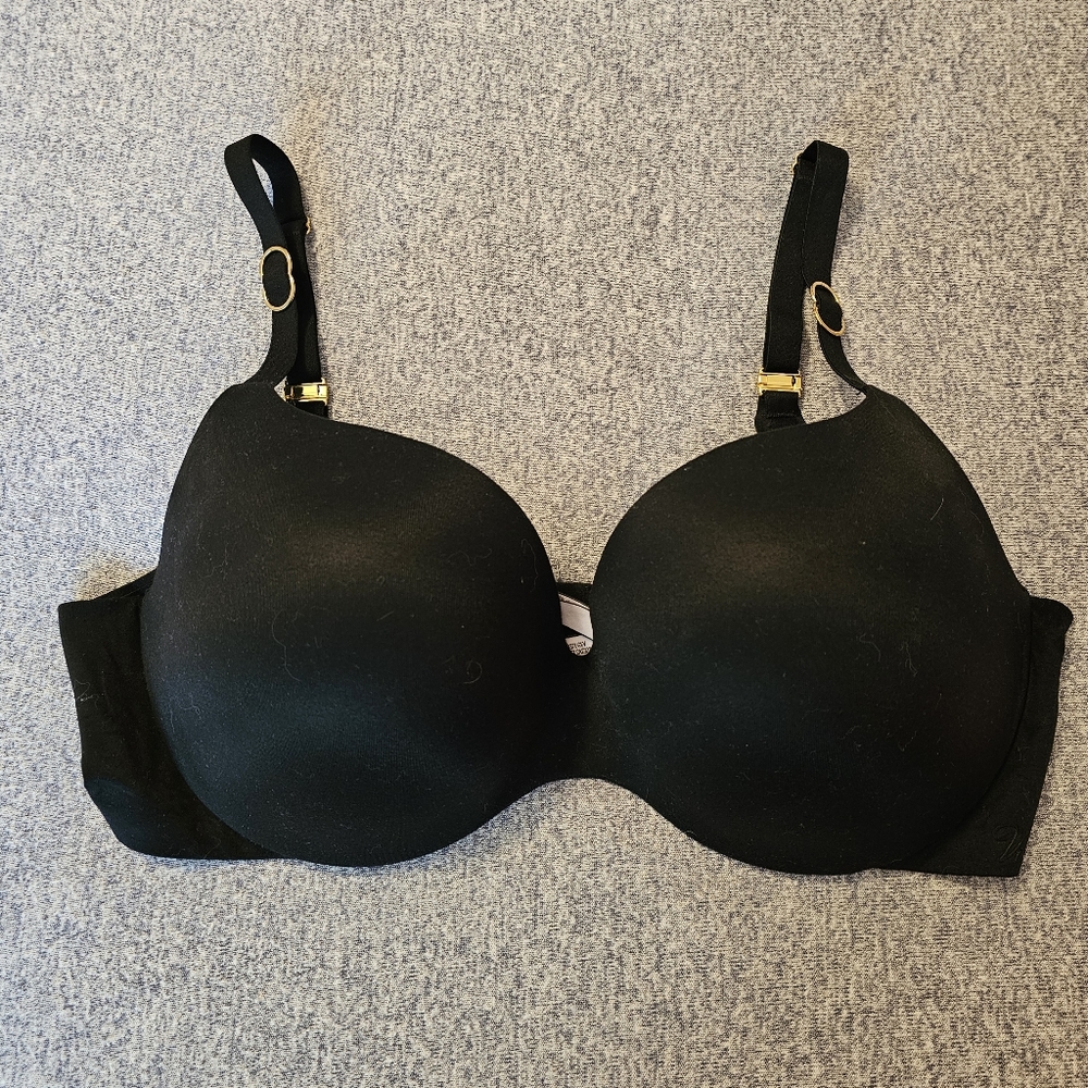 EUC Incredible By Victoria's Secret